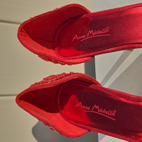 Shoes size 10 red faux suede - Picture 6 of 9